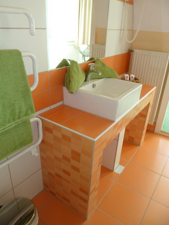 Hotel Schloonsee Garni Seebad Bansin Zimmer foto