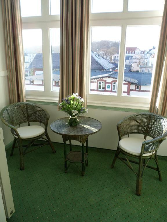 Hotel Schloonsee Garni Seebad Bansin Zimmer foto